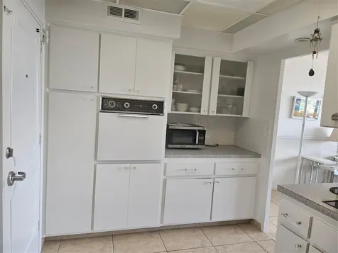 3200 NE 36 Street Fort Lauderdale FL 33308