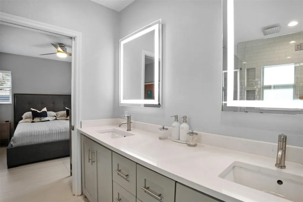 833 NE 17th Court Fort Lauderdale FL 33305