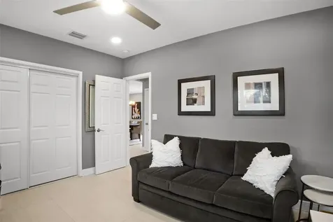 833 NE 17th Court Fort Lauderdale FL 33305