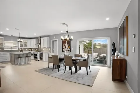 833 NE 17th Court Fort Lauderdale FL 33305