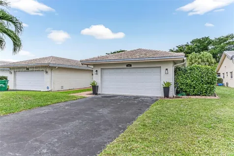 3002 NW 103rd Lane Coral Springs FL 33065