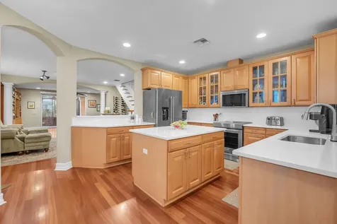 806 NE 16th Avenue Fort Lauderdale FL 33304