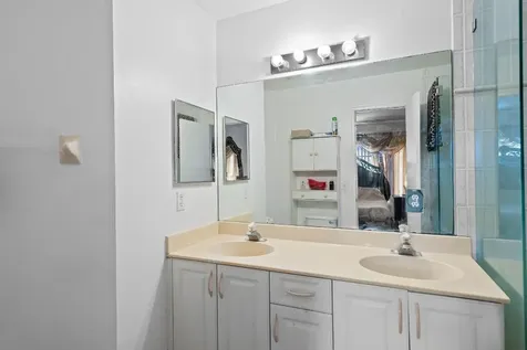 8940 NW 38th Drive Coral Springs FL 33065