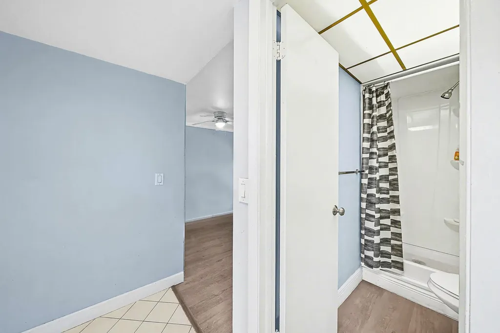10466 Sunrise Lakes Boulevard Sunrise FL 33322