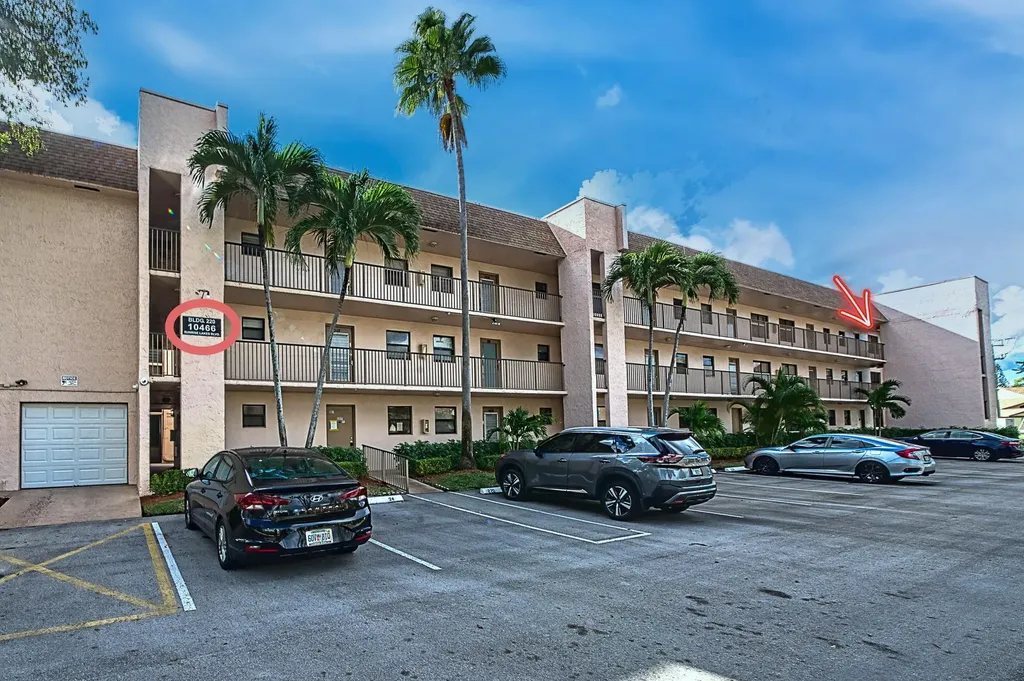 10466 Sunrise Lakes Boulevard Sunrise FL 33322