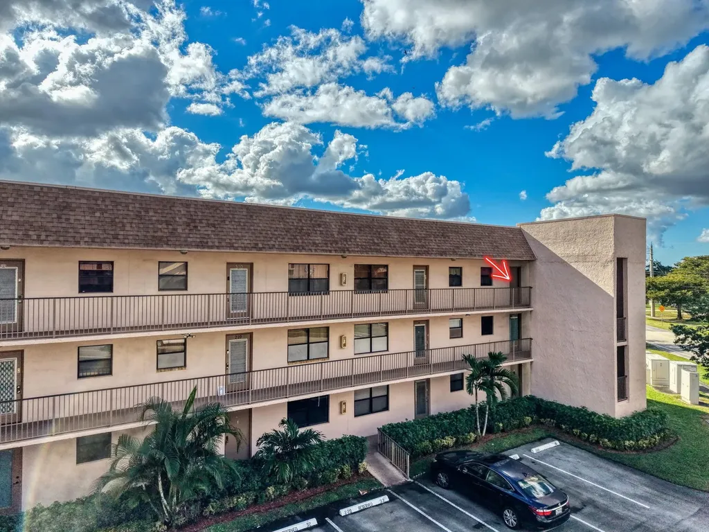 10466 Sunrise Lakes Boulevard Sunrise FL 33322