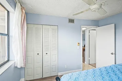 10466 Sunrise Lakes Boulevard Sunrise FL 33322