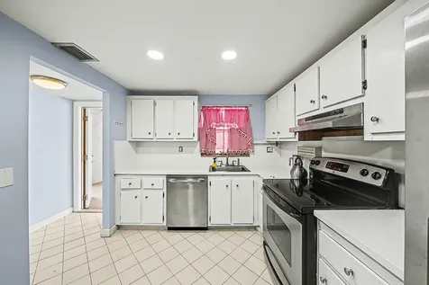 10466 Sunrise Lakes Boulevard Sunrise FL 33322