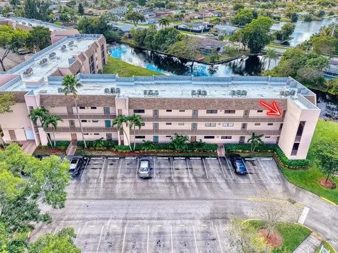 10466 Sunrise Lakes Boulevard Sunrise FL 33322