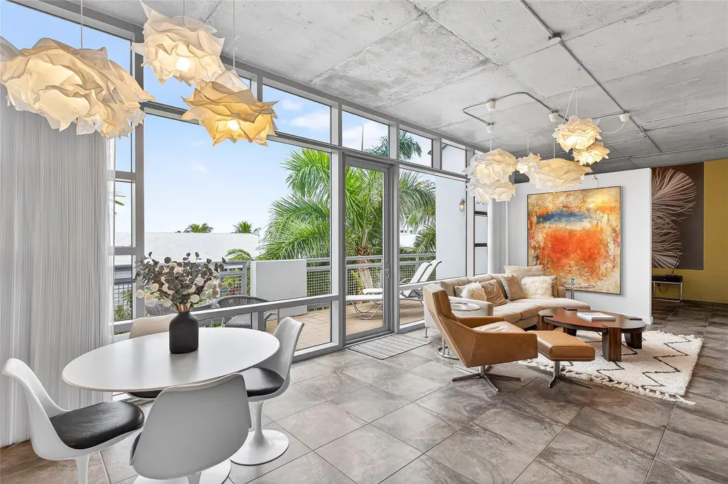365 SE 6th Avenue Delray Beach FL 33483