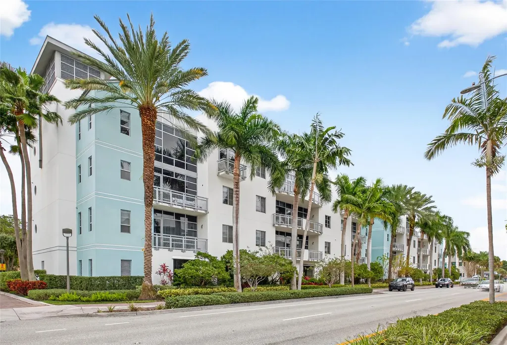 365 SE 6th Avenue Delray Beach FL 33483
