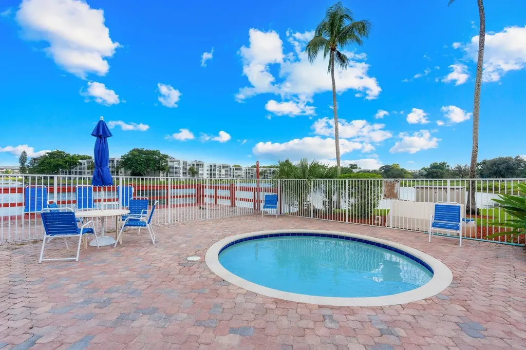 9470 Live Oak Place Davie FL 33324