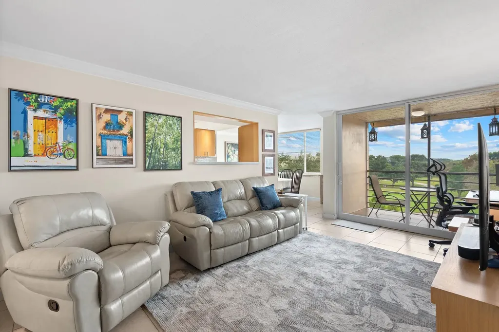 9470 Live Oak Place Davie FL 33324