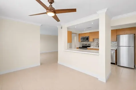 9470 Live Oak Place Davie FL 33324