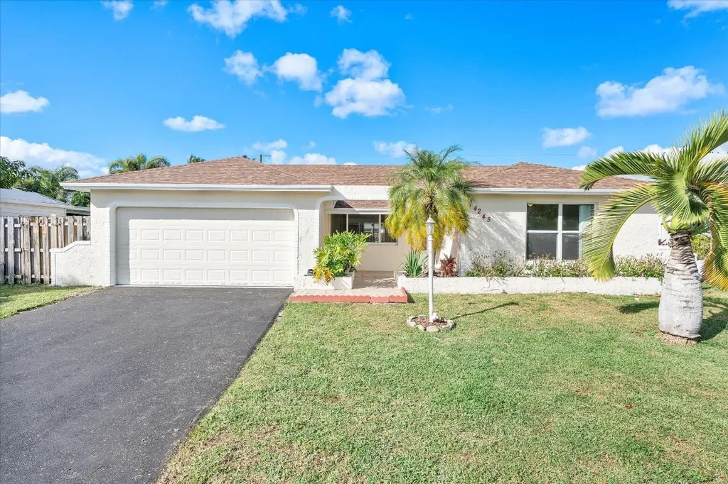 4245 NW 114th Avenue Sunrise FL 33323