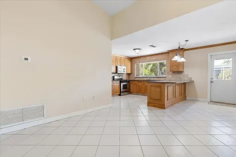 4245 NW 114th Avenue Sunrise FL 33323