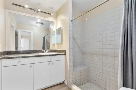 4245 NW 114th Avenue Sunrise FL 33323