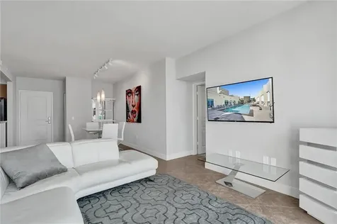 350 SE 2nd Street Fort Lauderdale FL 33301