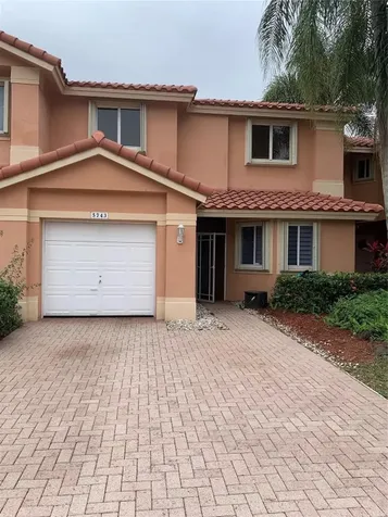 5743 NW 127th Terrace Coral Springs FL 33076