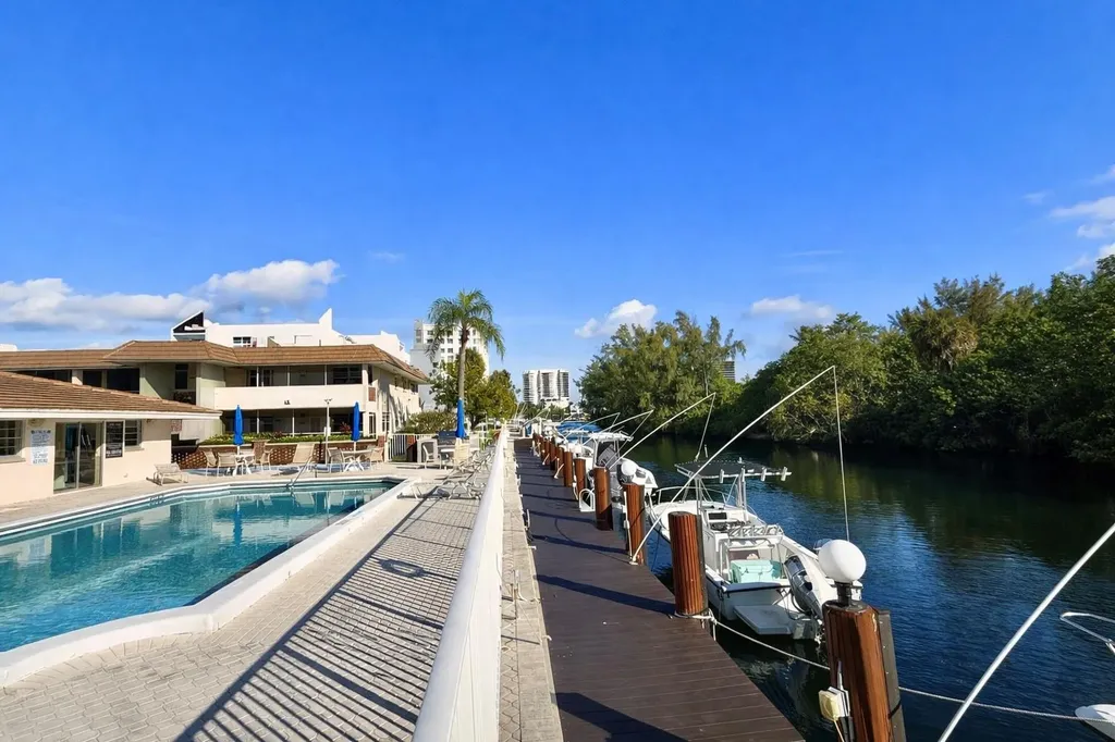 2800 NE 14th Street Causeway Pompano Beach FL 33062