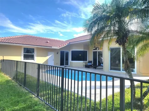8829 NW 45th Place Coral Springs FL 33065