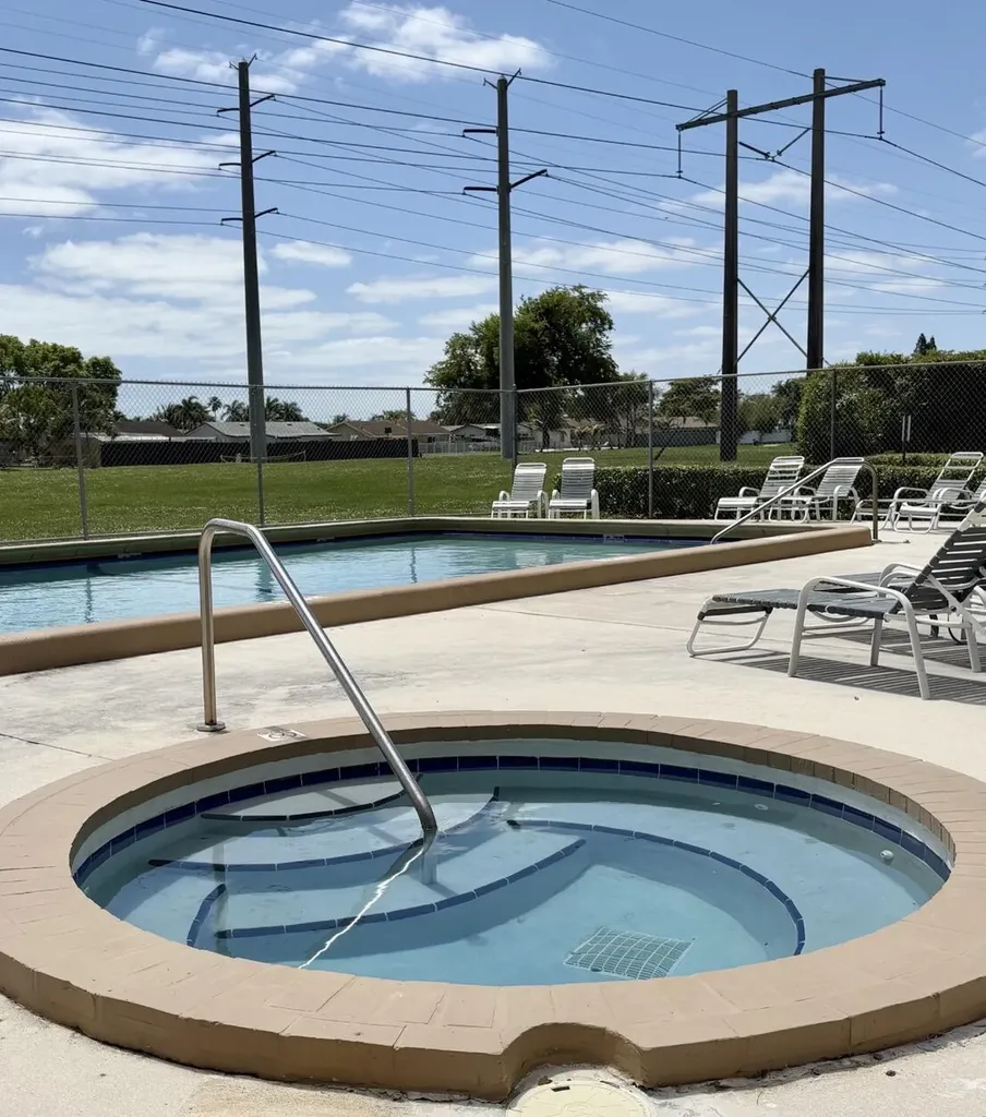 1424 NW 97th Terrace Hollywood FL 33024