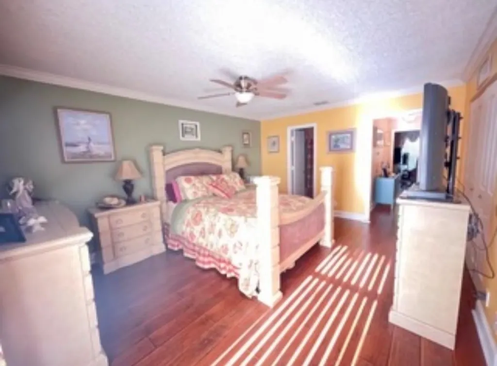 1424 NW 97th Terrace Hollywood FL 33024