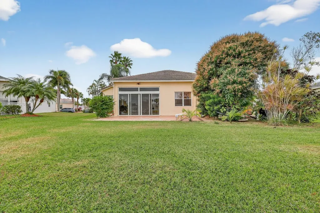 544 SW Lake Manatee Way Port St Lucie FL 34986