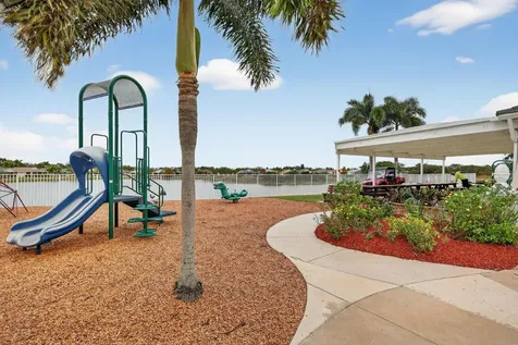544 SW Lake Manatee Way Port St Lucie FL 34986