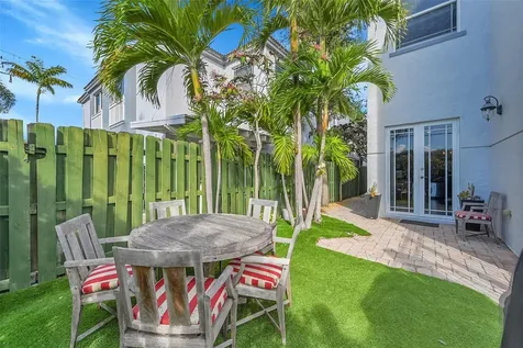 1110 SE 4th Avenue Fort Lauderdale FL 33316