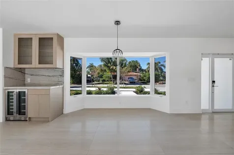 1240 NE 27th Way Pompano Beach FL 33062