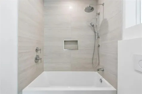 1240 NE 27th Way Pompano Beach FL 33062