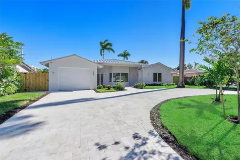 1240 NE 27th Way Pompano Beach FL 33062