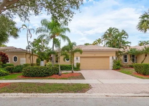 2466 Bay Isle Court Weston FL 33327