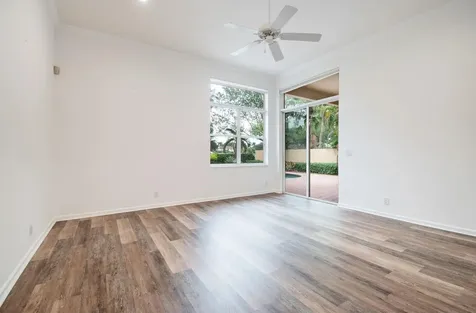 2466 Bay Isle Court Weston FL 33327