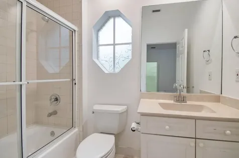 2466 Bay Isle Court Weston FL 33327