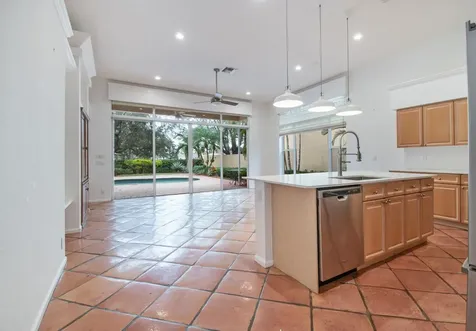 2466 Bay Isle Court Weston FL 33327