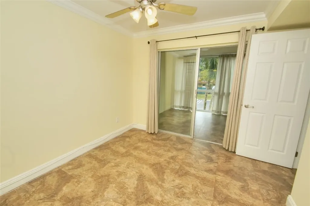 10762 La Placida Drive Coral Springs FL 33065