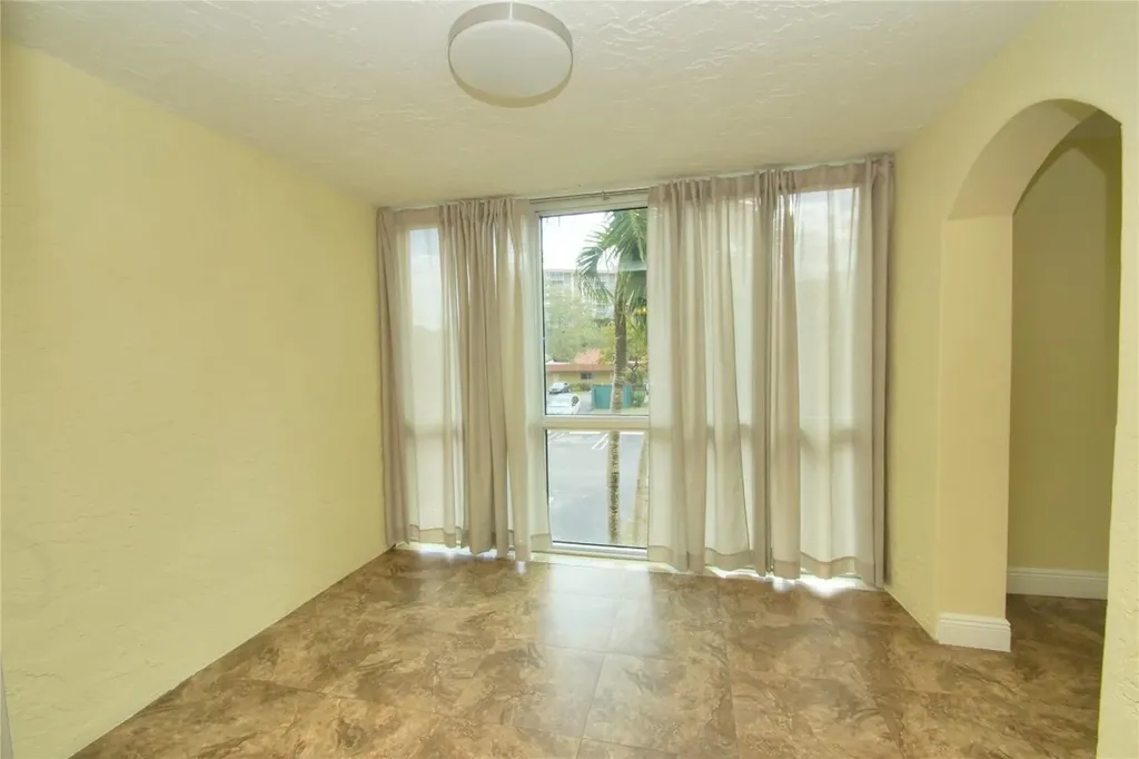 10762 La Placida Drive Coral Springs FL 33065