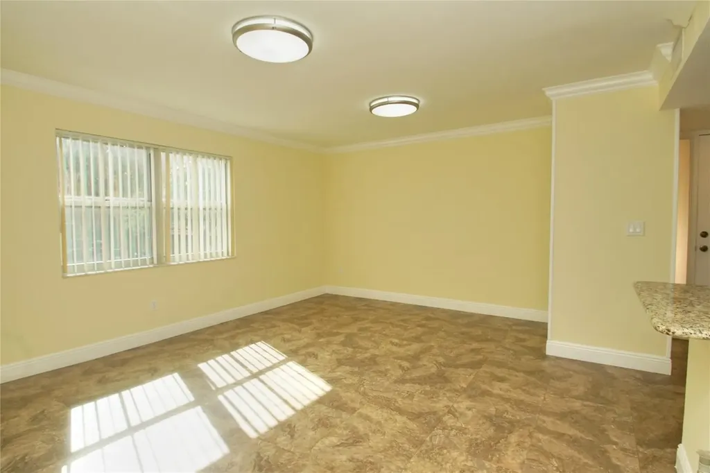 10762 La Placida Drive Coral Springs FL 33065