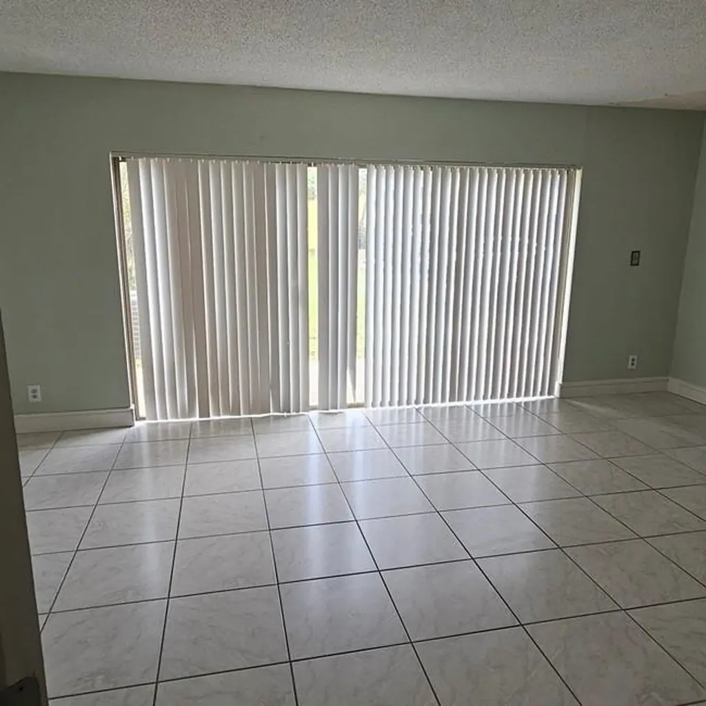 3270 N Pine Island Road Sunrise FL 33351