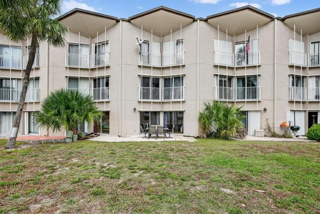 1967 S Ocean Boulevard Pompano Beach FL 33062