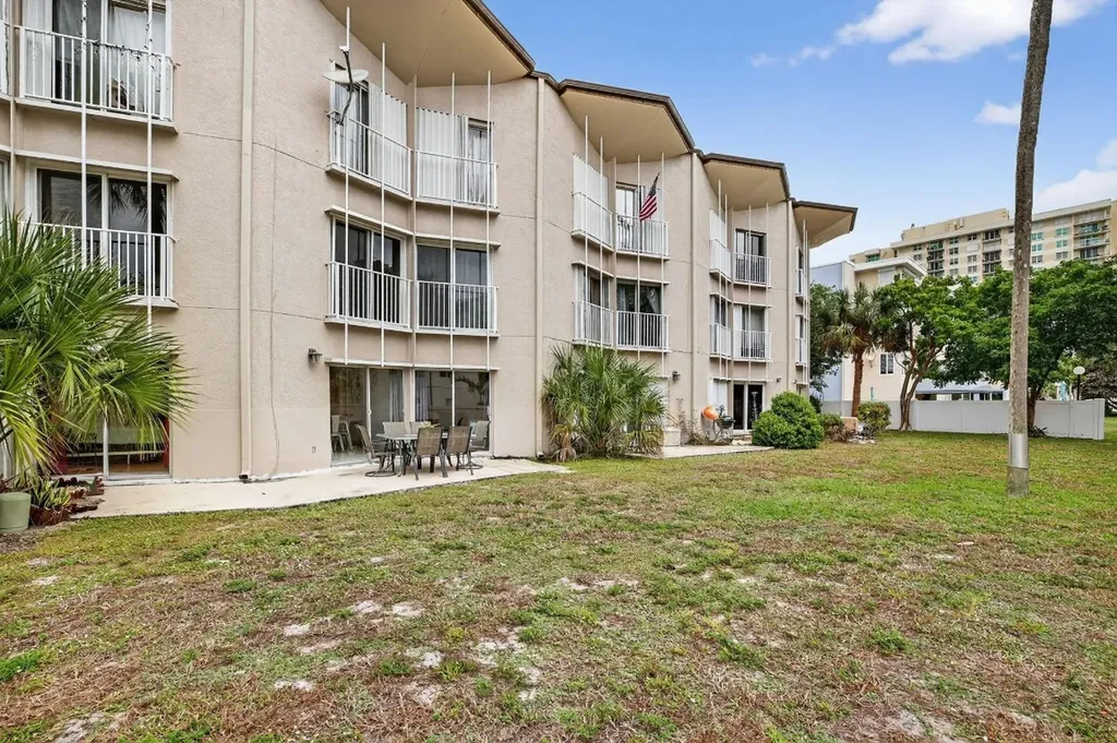 1967 S Ocean Boulevard Pompano Beach FL 33062