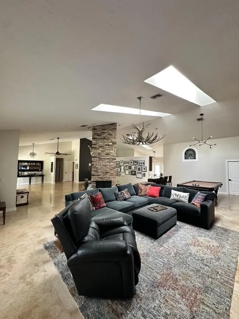 5221 Pinetree Road Parkland FL 33067