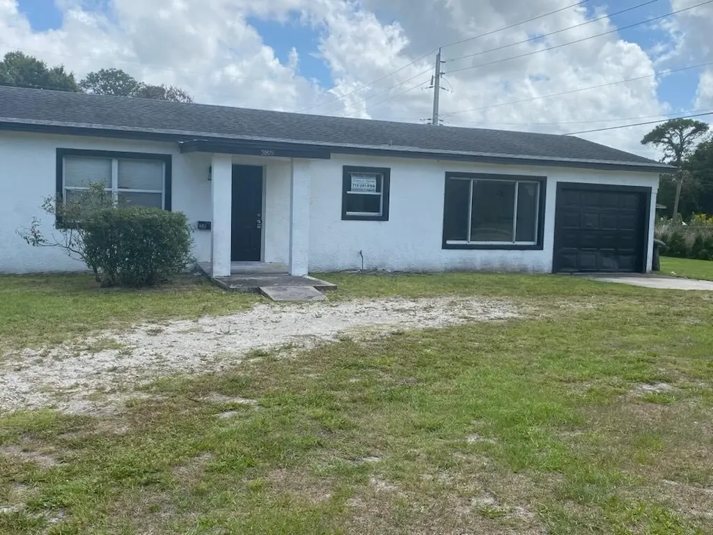 3809 Avenue P Fort Pierce FL 34947