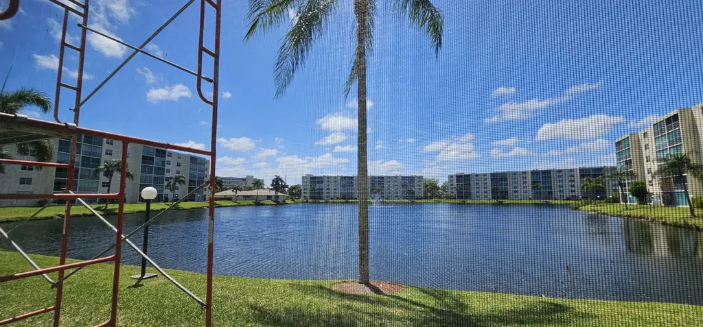 121 SE 3rd Avenue Dania Beach FL 33004