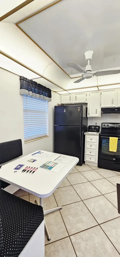 121 SE 3rd Avenue Dania Beach FL 33004