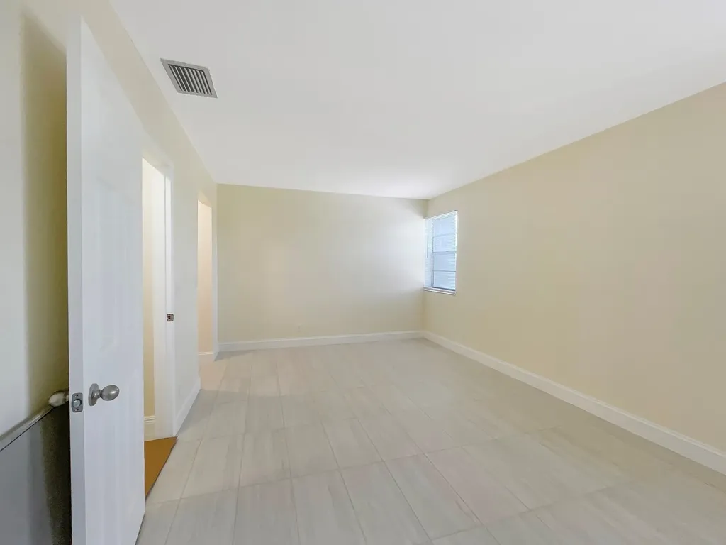 8921 NW 28th Drive Coral Springs FL 33065