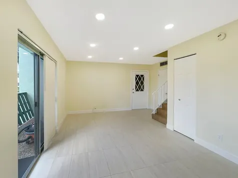 8921 NW 28th Drive Coral Springs FL 33065