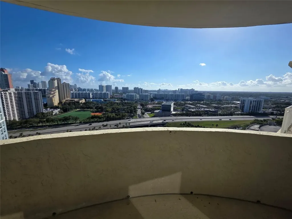 19501 W Country Club Drive Aventura FL 33180